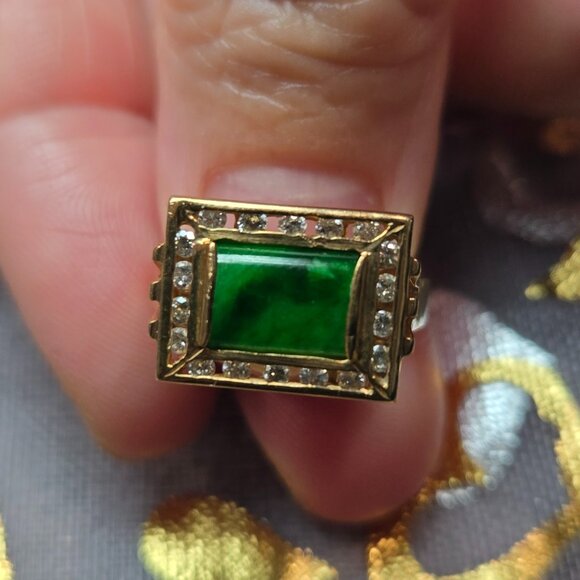 Exquisite Jade & Diamond Cocktail Ring – 18K Gold Elegance - Picture 5 of 11